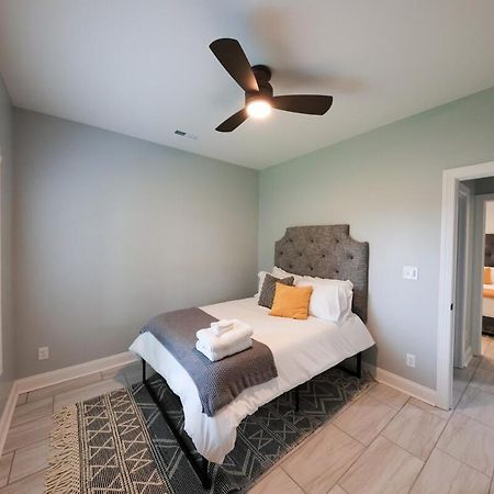The Oneonta Experience Villa Exterior photo